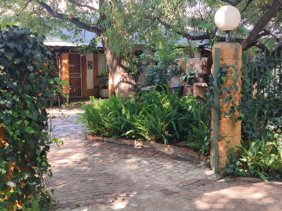 Commercial Property for Sale in Hartbeesfontein North West